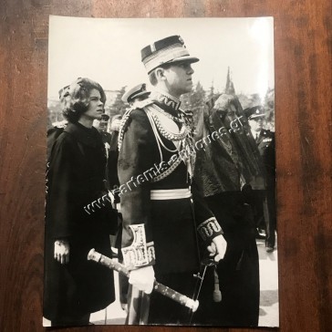 Ο Διάδοχος Κωνσταντίνος και η Μητέρα του Βασίλισσα Φρειδερίκη 1964