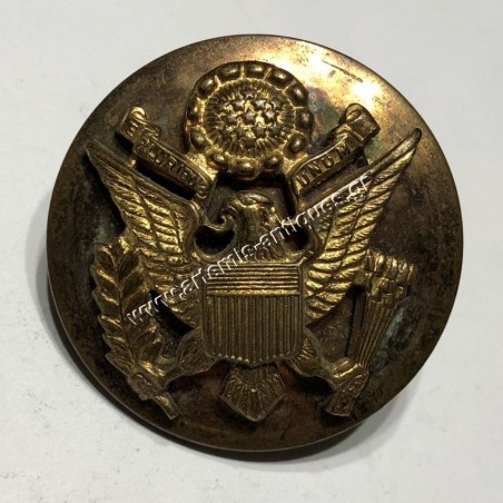 Eagle Hat Badge WW2 U.S.A