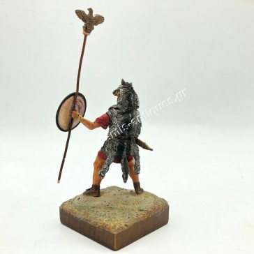 Aquilifero Legio XIV (The Eagle's Legion) 30 B.C Elite Figurine 2