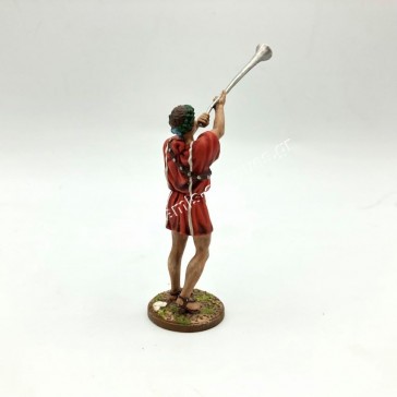 Roman Piper Figurine 2