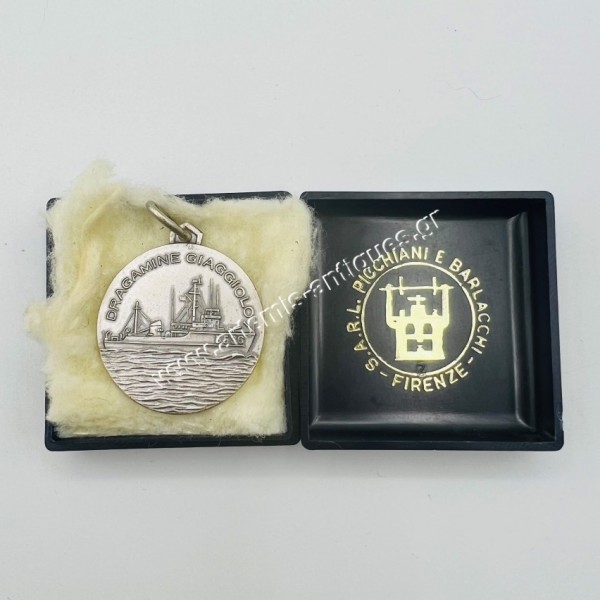 Ligneae Naves Ferrea Corda Dragamine Giaggiolo Silver Medallion Italy