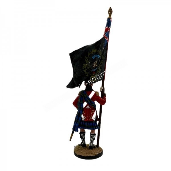 Highlander Bearer Figurine