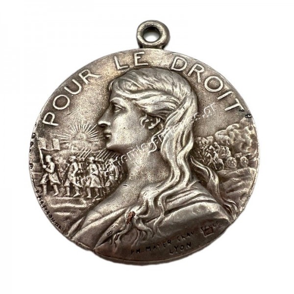 Pour Le Droit Aux Oeuvres de Guerre Medal by Mayer , Lyon France