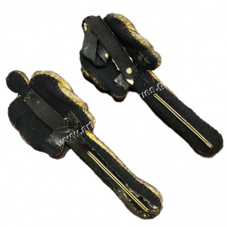 Pre-1940 Greek Infantry Second Lieutenant Epaulettes