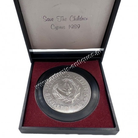 1 Pound 1989 BU Boy's Play Cyprus