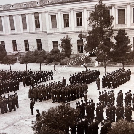 Επιθεώρηση στη Σχολή Ευελπίδων από το Βασιλιά Γεώργιο Β του Φωτορεπόρτερ Δημήτριου Η. Μελισσίδη