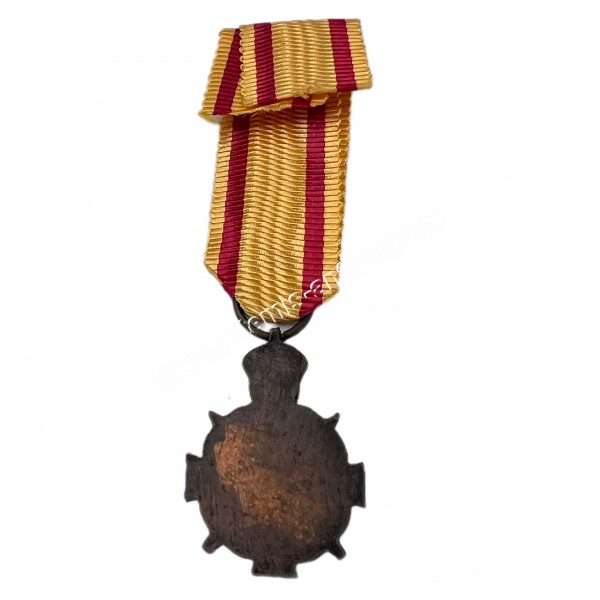 Miniature Medal of Outstanding Acts 1940 Type B