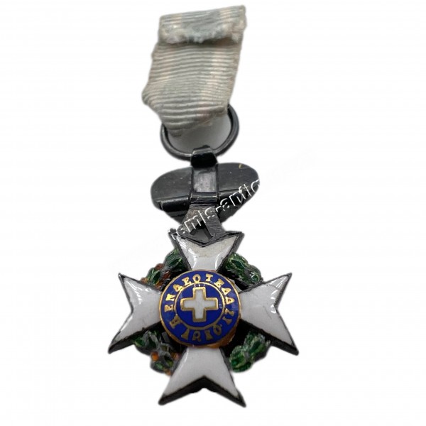 Silver Knight of the Order of the Redeemer Ultra Mini Miniature