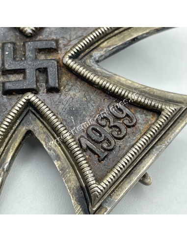 Iron Cross 1939 A Class Round 3 Variety LSSAH SS Panzer Division , 6 April 1942 , Awarded