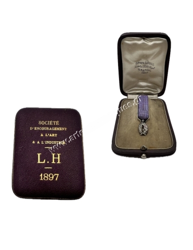Order of the Academic Palms Miniature In Gold with Rubies and Brilliant by Gustave Sandoz