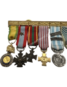 Bar of 9 Miniature Medals France 2