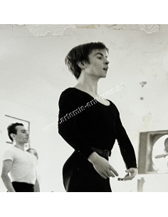 Rudolf Nureyev photography in dance class by Jack Mitchell 2