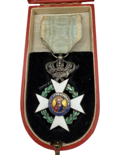 Silver Knight of the Order of the Redeemer by Pomonis, in box 2