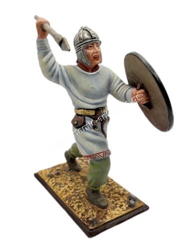 Celtic Warrior Elite Paint Figurine