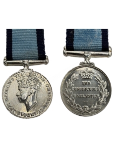 Conspicuous Gallantry Miniature Medal - Airforce, United Kingdom