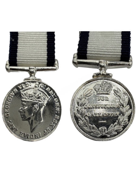 Conspicuous Gallantry Miniature Medal - Navy, United Kingdom