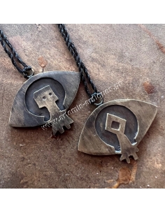 Little Kids Eye Shaped Bronze Pendants 2