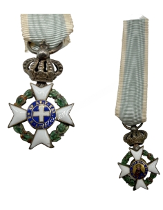 Silver Knight of the Order of the Redeemer Miniature 2