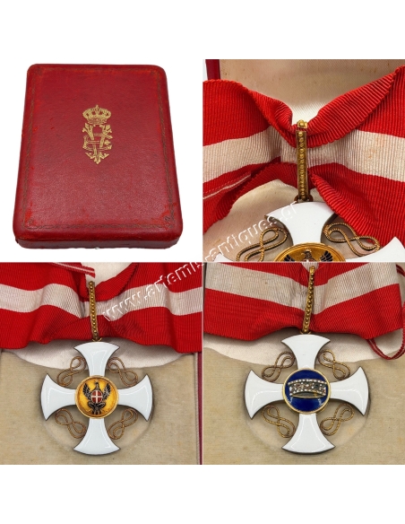 Commander of the Order of the Crown in Gold, in original box, Italy